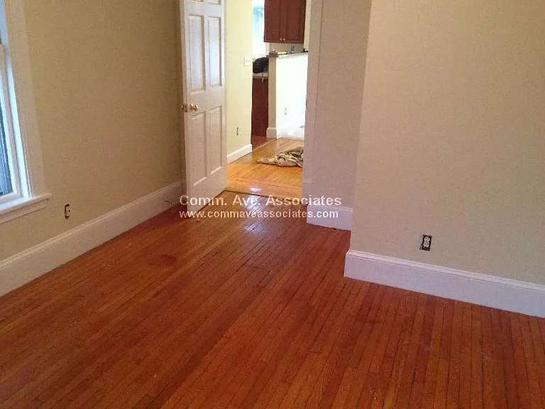 62 Maple St #1 — Photo 6