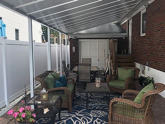 3rd image of 228 Collfield Ave