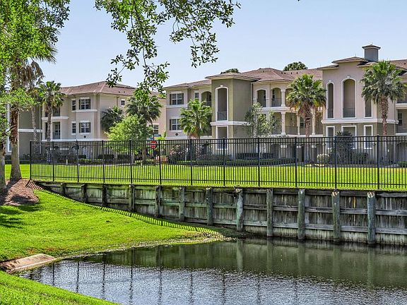 2nd image of 213 Cantabria Way Floor 209