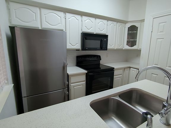 3rd image of 6318 Richmond Ave Unit 3104