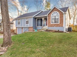 16633 W 145th Ter, Olathe, KS 66062