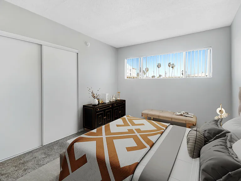 Gables East — Photo 15
