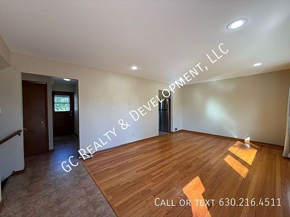 4th image of 408 Oak Ave