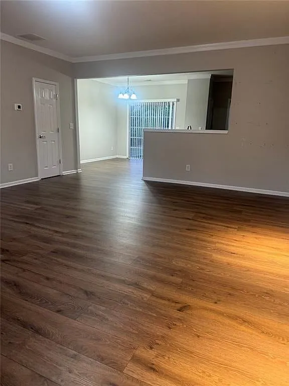 3 bed, 2.5 bath, 1460 sqft, $1,800 — Photo 3