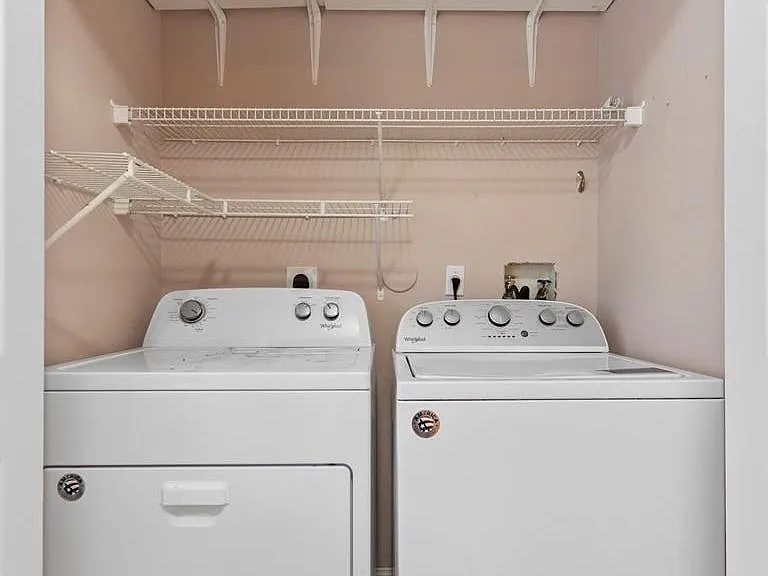 1186 SW 44th Ave — Photo 89