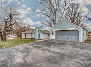 93 Walnut Dr, Caseyville, IL