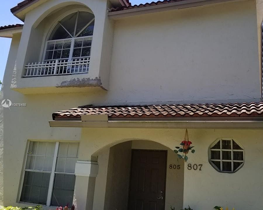 1st image of 807 NW 108th Ter #7-U