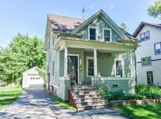 1108 6th St S, Fargo, ND 58103