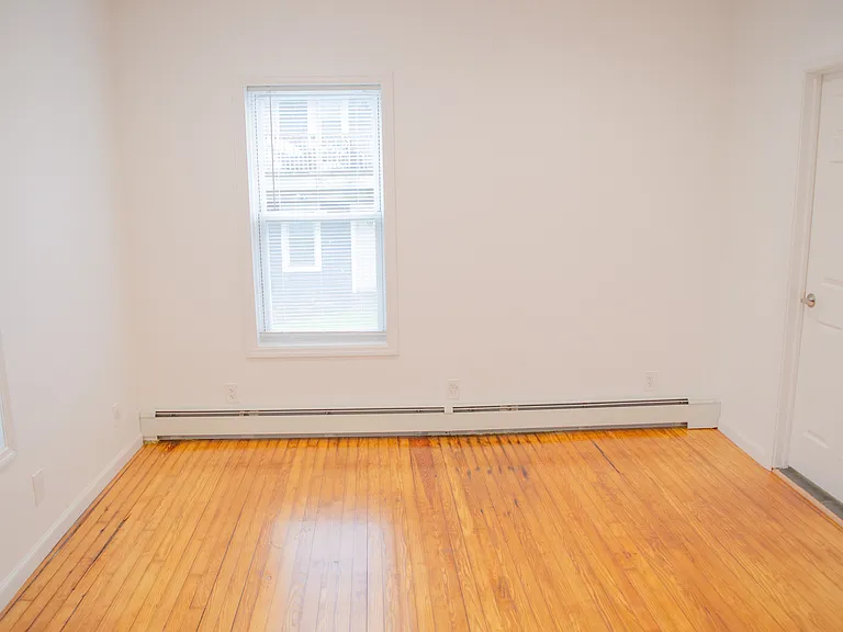 152 Saint James St #1 — Photo 9