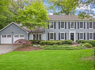 28 Buckingham Meadow Rd, Setauket, NY 11733