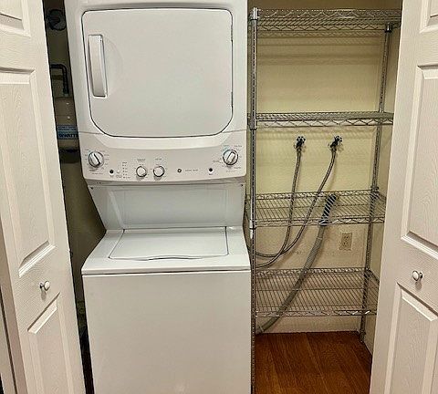 3rd image of 629 Kirkland Way APT B8