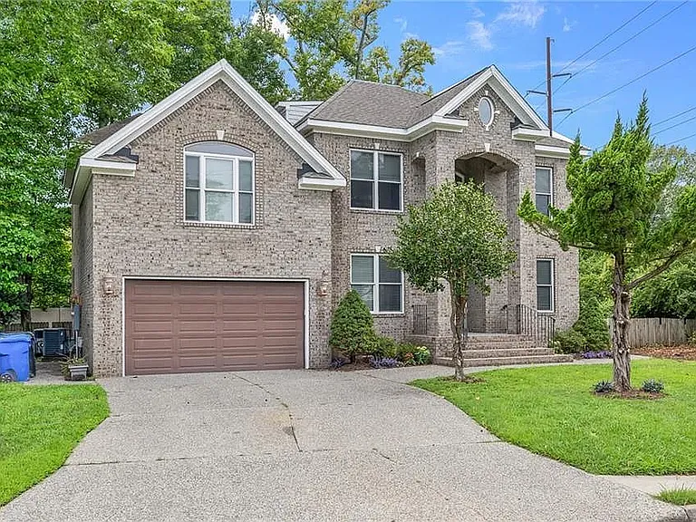 1377 Hawaiian Dr — Photo 6