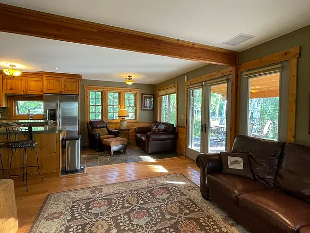 2 bed, 1800 sqft, $3,000 — Photo 4
