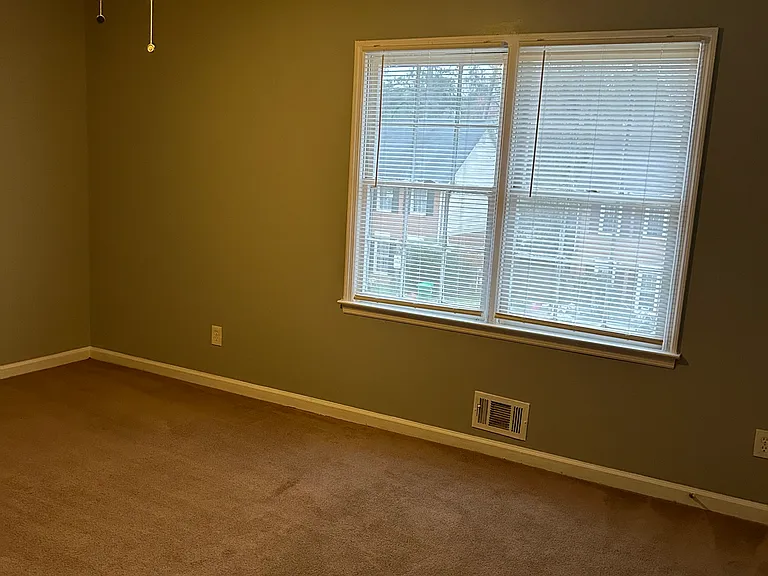 5183 Ridge Forest Dr — Photo 12
