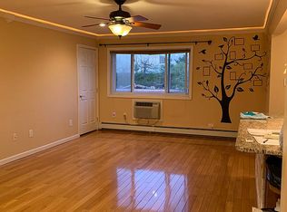 4 Lake Ave APT 5B, East Brunswick, NJ 08816