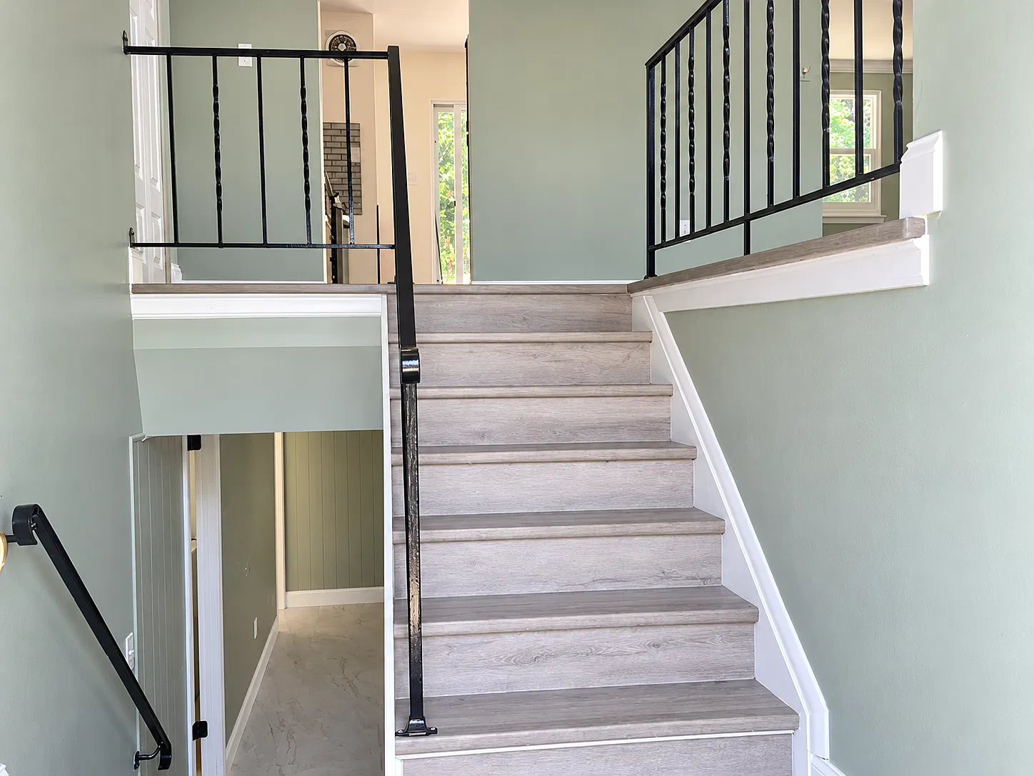 4 bed, 1176 sqft, $3,500 — Photo 2