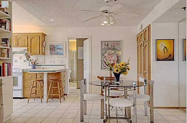 1829-31 Thomas Ave #2B — Photo 5