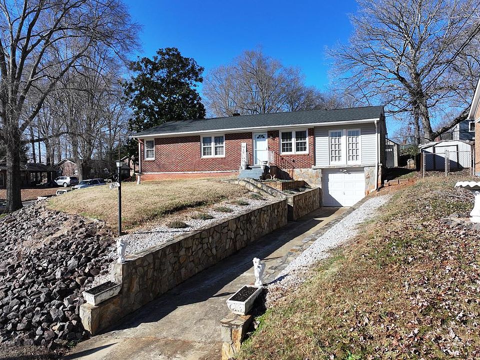 1st image of 126 Bel Aire Dr