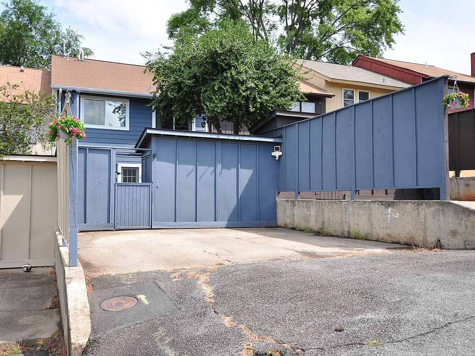 145 Woodlake Dr, Charlottesville, VA 22901 Zillow