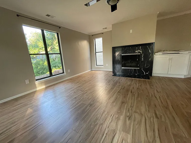 6259 Rosewood St — Photo 27