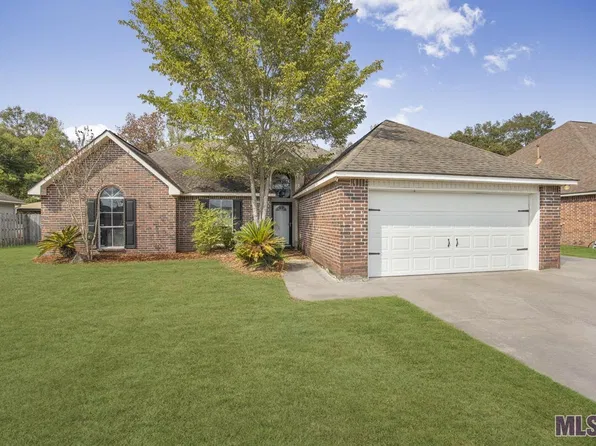 9825 Chapel Hill Dr, Denham Springs, LA 70706