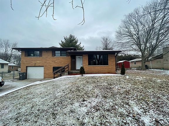 2nd image of 4416 E Fairhope Dr