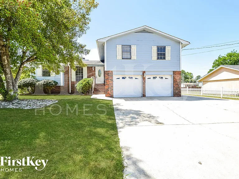 26 Royal Coach Cir — Photo 1