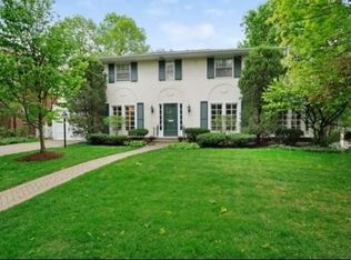 1278 Scott Ave, Winnetka, IL 60093