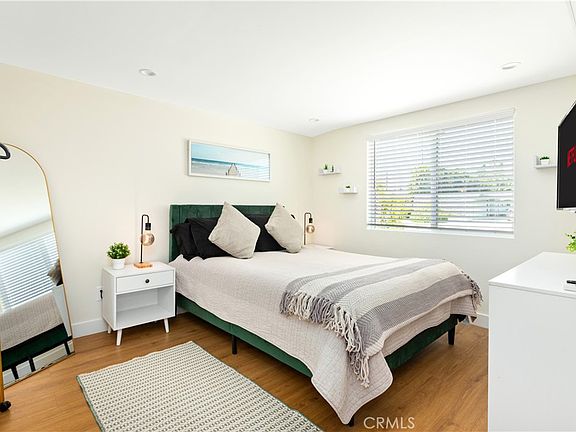 3rd image of 20662 Lemay St