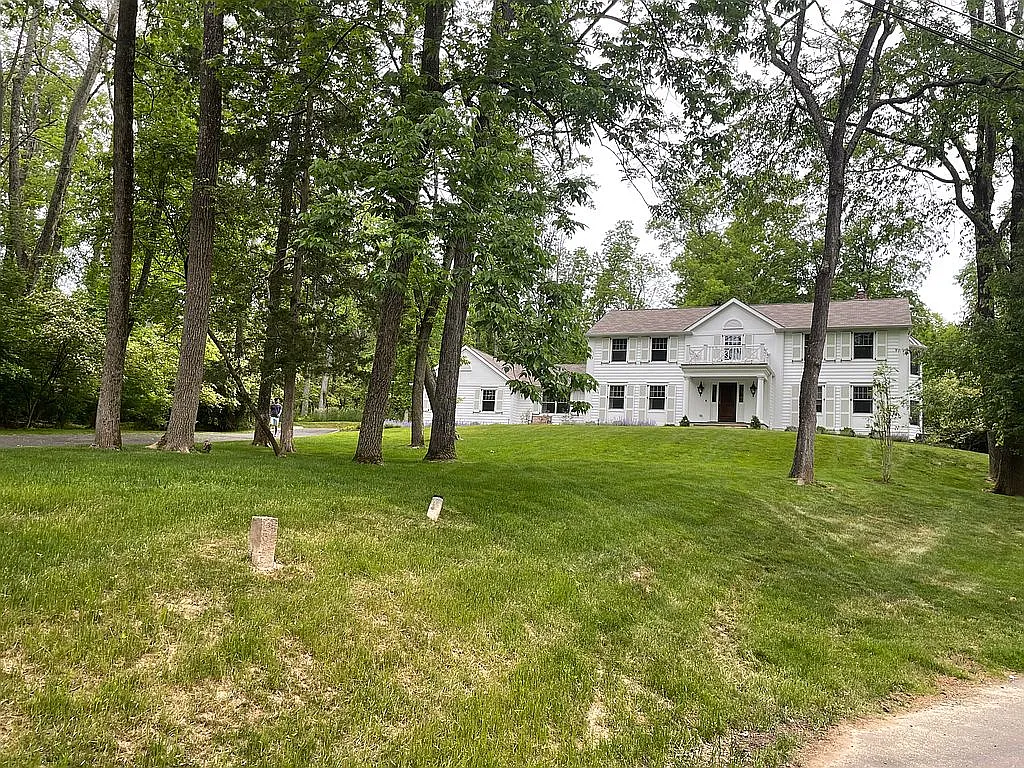 38 Pardee Cir photo 1