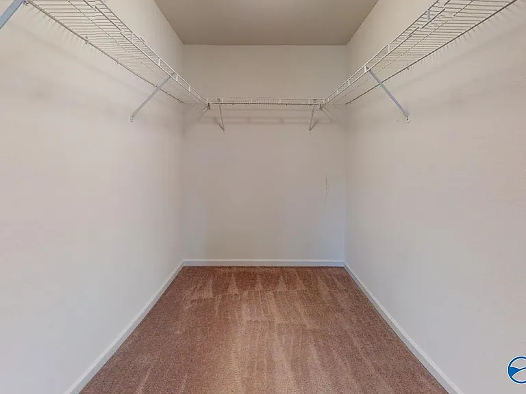 3477 Avalon Lake Dr — Photo 5
