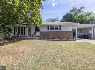 22 Laurie Way, Burlington, NJ 08016