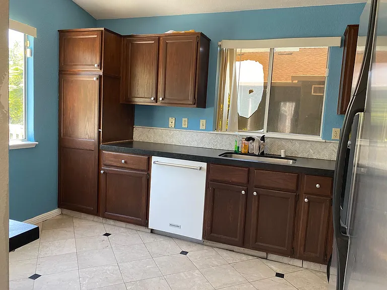 612 Crater Ave — Photo 3
