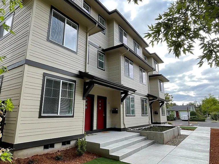 88 W 15th Ave — Photo 3