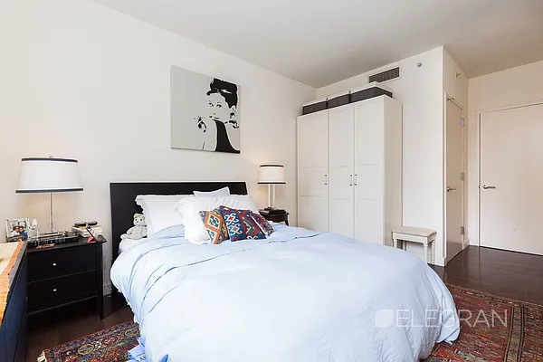 Rented by (Legacy) Elegran | media 44