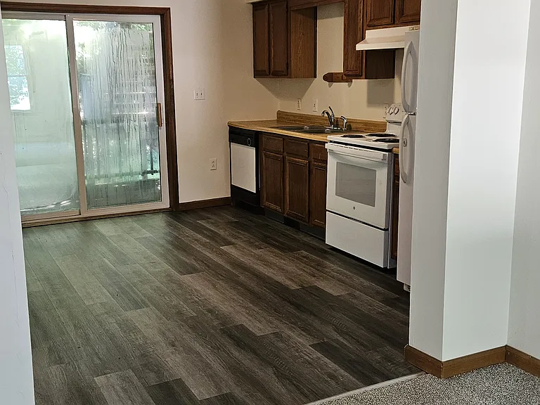 7590 N Broadway #A — Photo 9
