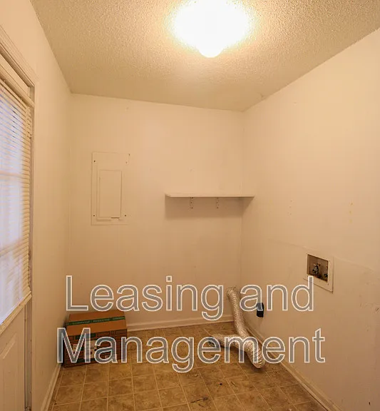 926 Blackrail Ct #C — Photo 8