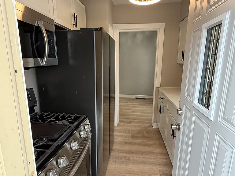 8212 Meadow Ln — Photo 7