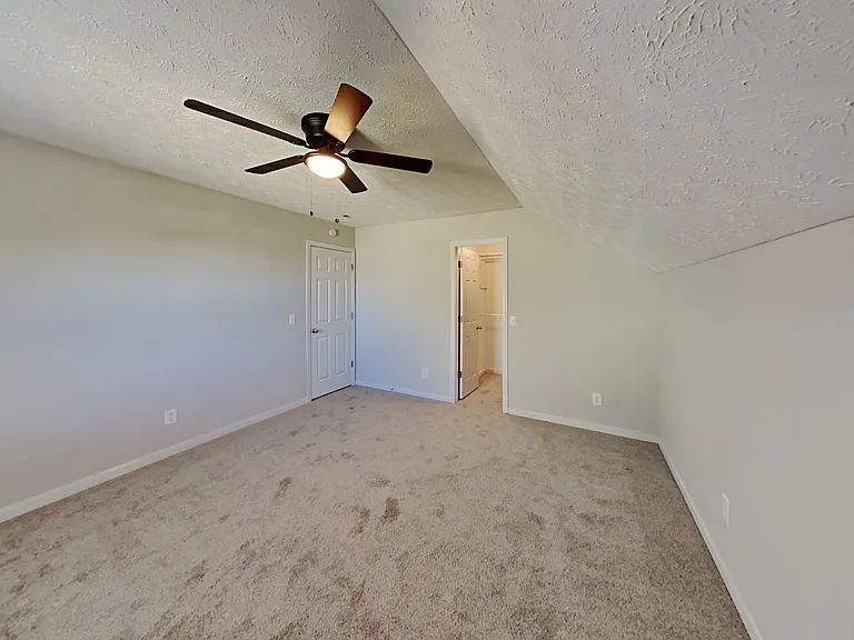 3718 Cherokee Overlook Dr — Photo 9
