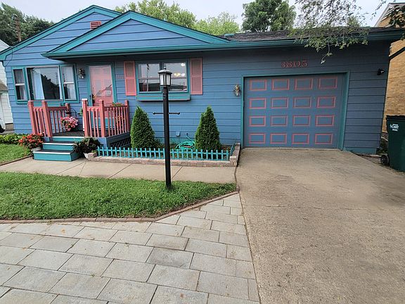 3rd image of 3805 N Grand River Ave