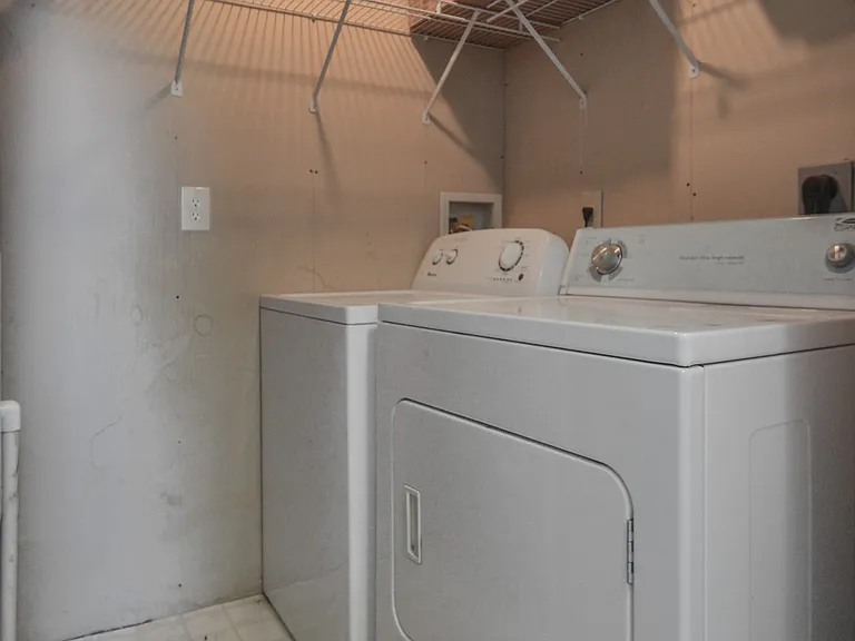 2691 Mary Jane Ct — Photo 24