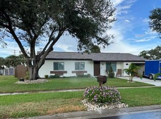 5474 Kenwood Dr, North Port, FL 34287