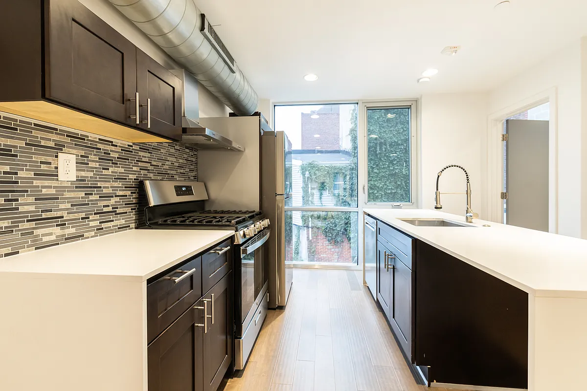 Building Photo - 1008 N 7th St #1