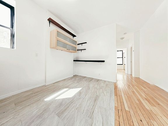 2nd image of 231 Eldridge St APT 6
