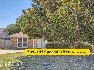 731 Hillside Dr, Cedar Hill, TX 75104