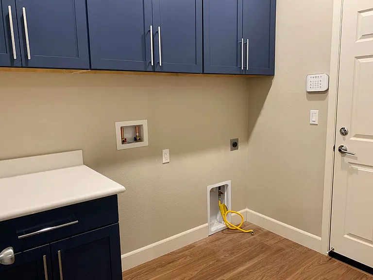 925 Fulton Way — Photo 10