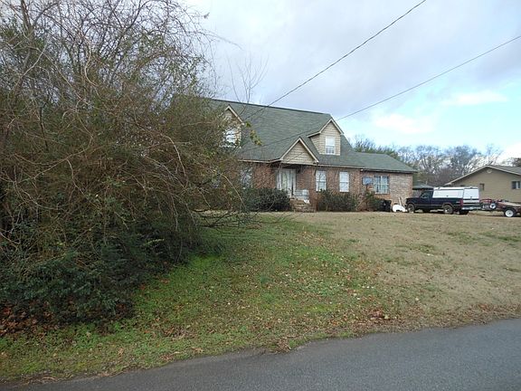 3rd image of 8349 Savannah Ln