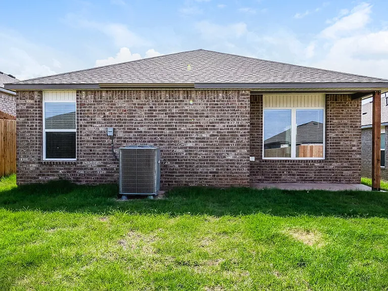 10052 Blackjack Rd — Photo 16