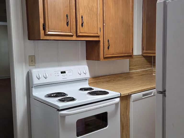 607 Crestland Ave — Photo 11