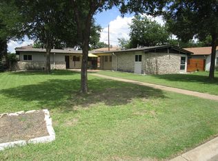 2304 Barton Skyw #A, Austin, TX 78704